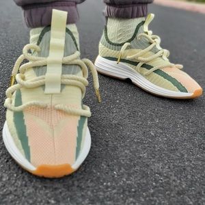 Sia Collective Sneakers